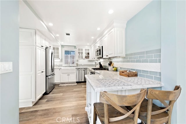 Building Photo - 480 Thalia St