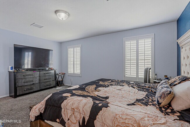 Building Photo - 209 Reigate Dr