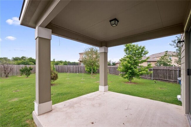 Building Photo - 9104 Edmundsbury Dr