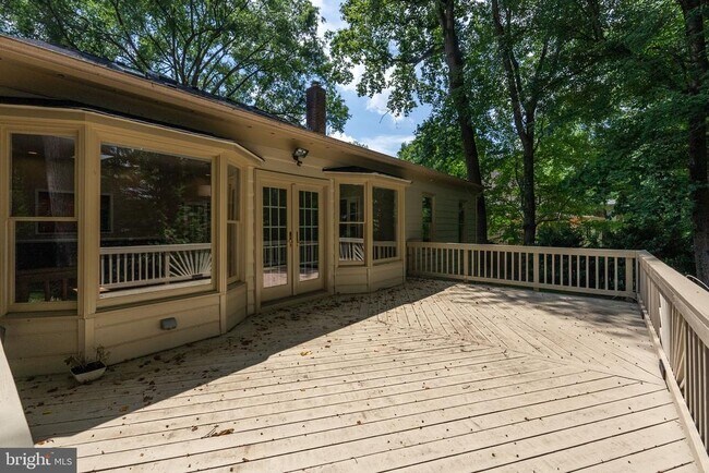 Building Photo - 6506 Bellamine Ct