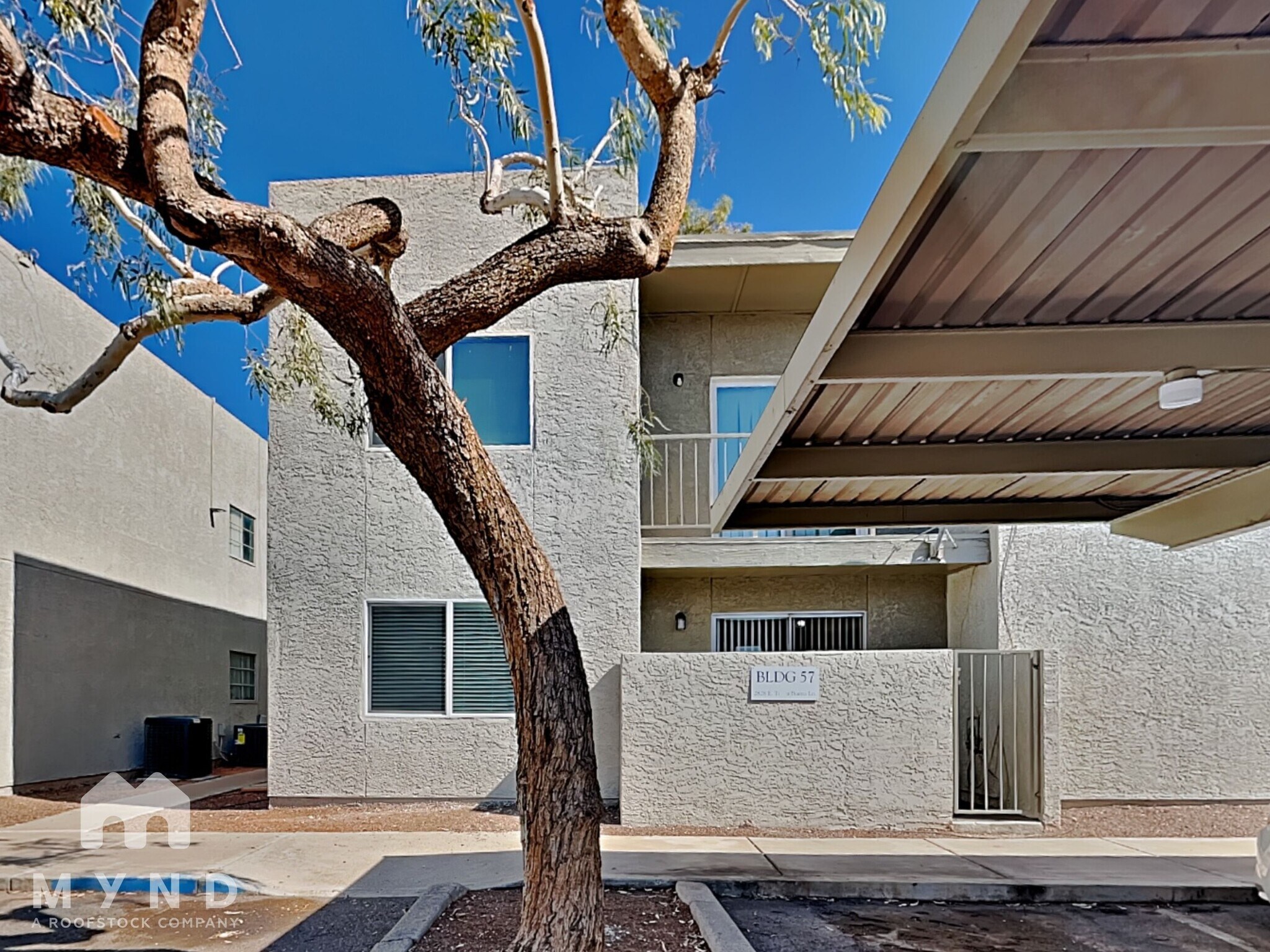 Building Photo - 2828 E Tierra Buena Ln