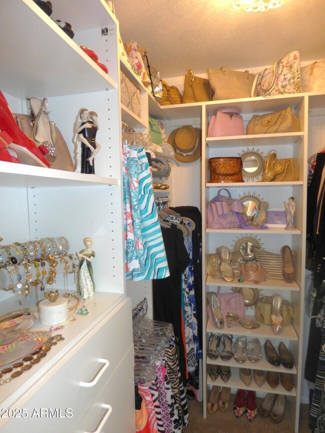 Building Photo - 10017 E Mountain View Rd