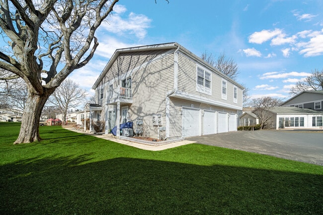 Building Photo - 1242 Nova Ct