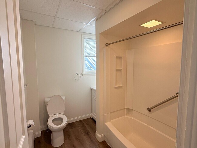 Building Photo - 49 S Fourth St