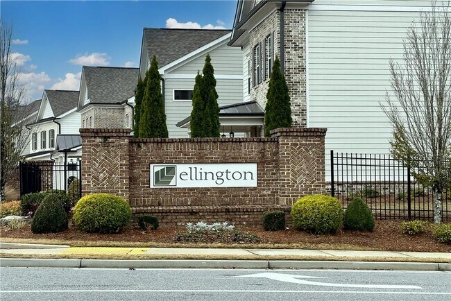 Building Photo - 3192 Bartee Walk