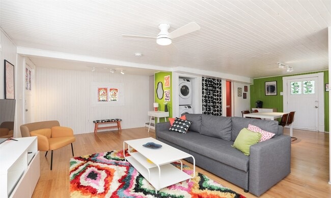 Building Photo - 1212 39th St