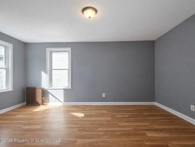 Building Photo - 2717 N Main Ave