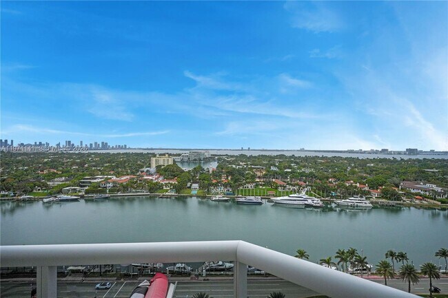 Building Photo - 4775 Collins Ave