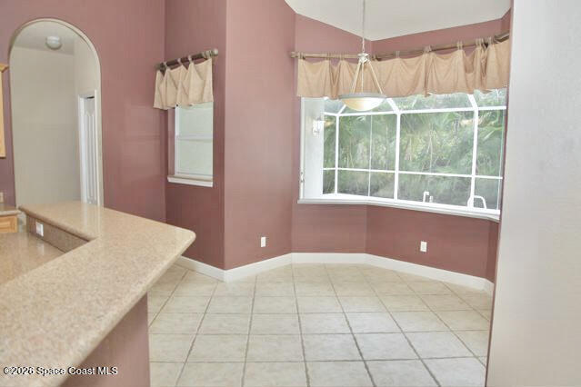 Building Photo - 915 Starling Way