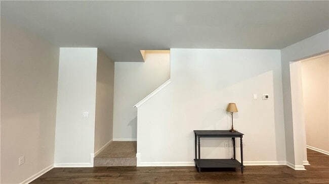 Building Photo - 488 Stoneybrook Dr