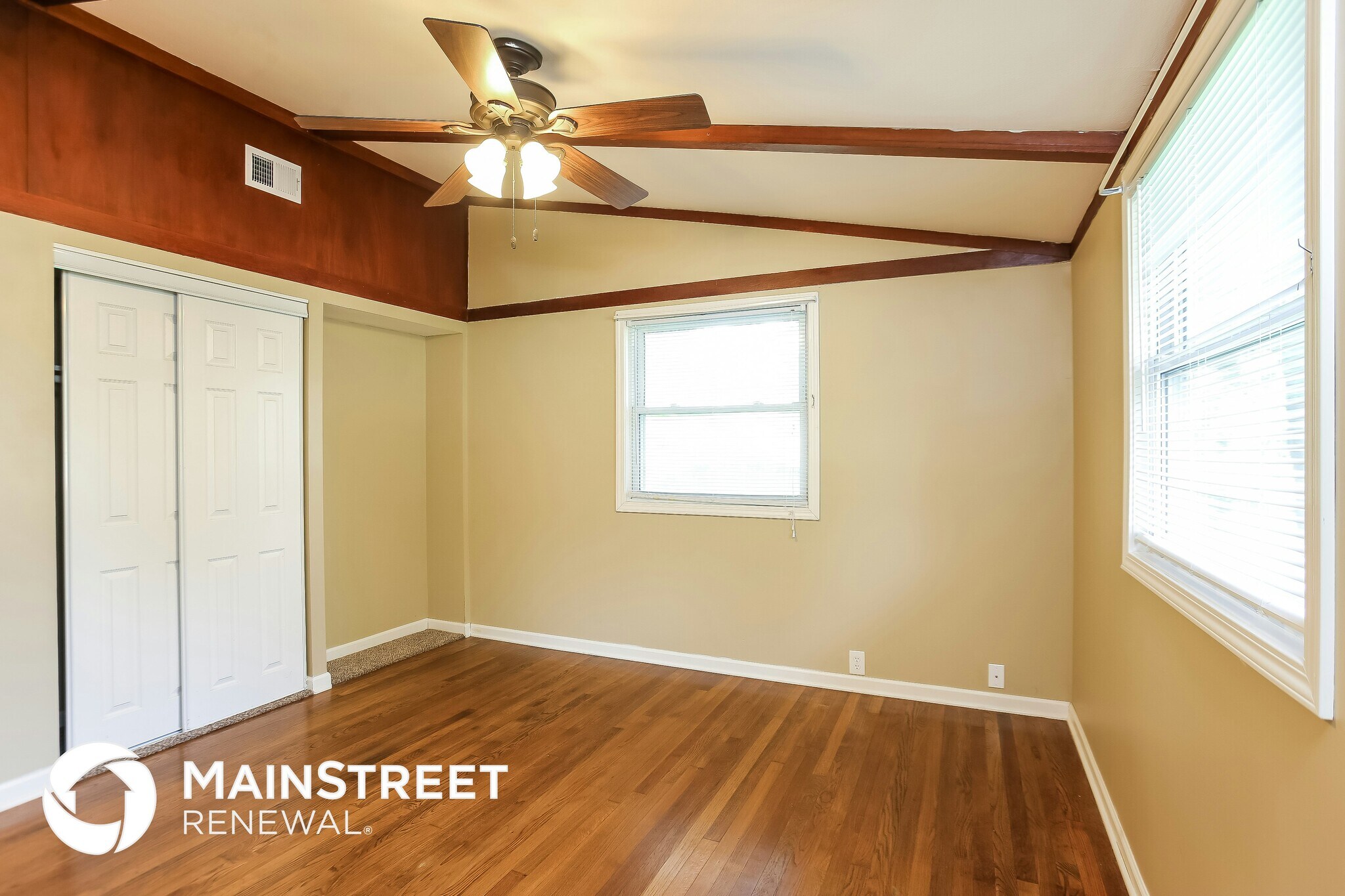 Building Photo - 5612 N Euclid Ave