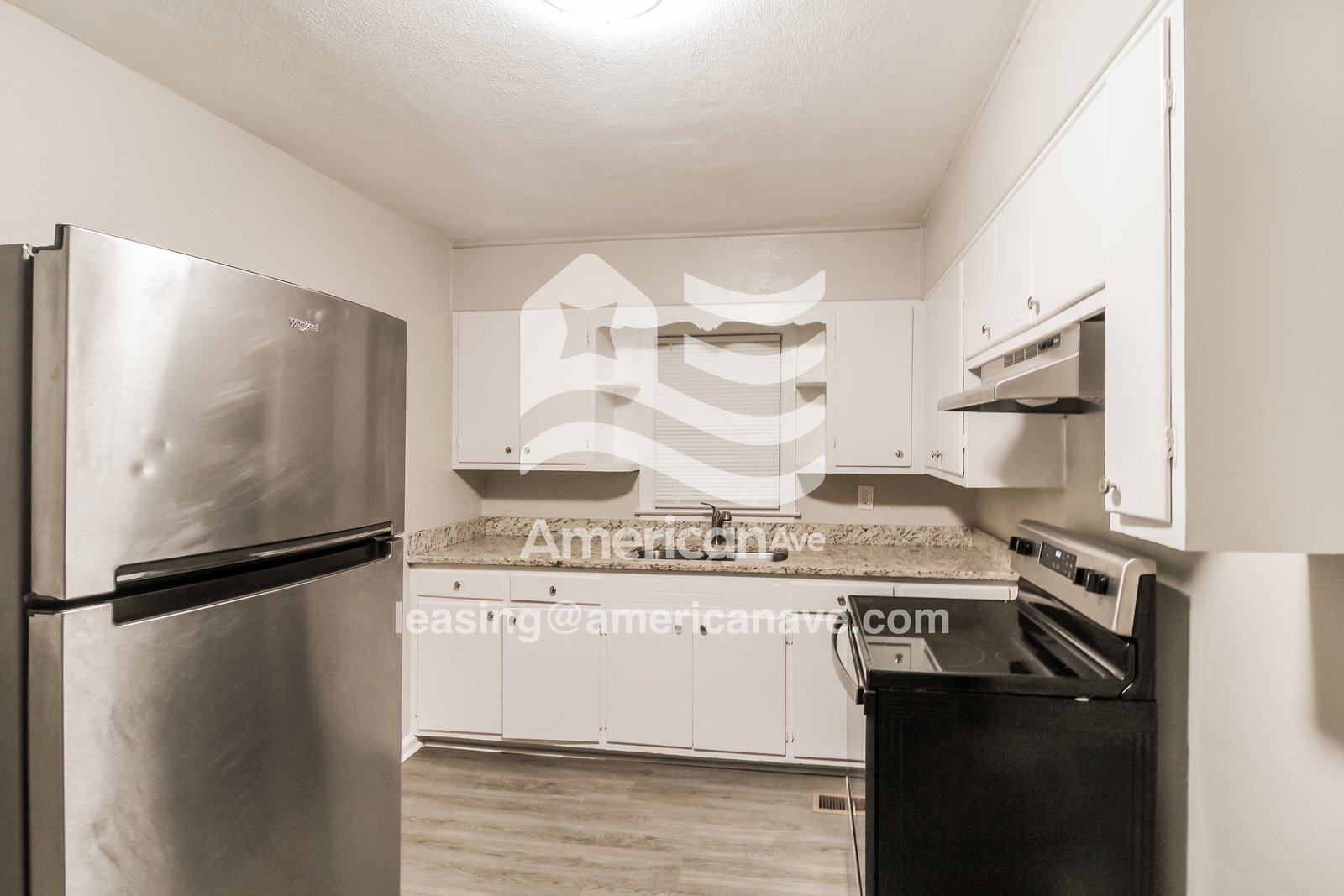 Building Photo - 914 Lamore St