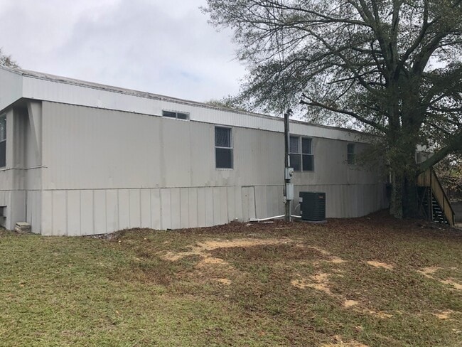 Building Photo - 295 E Wright St