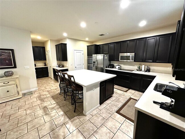 Building Photo - 8636 Chilton Dr