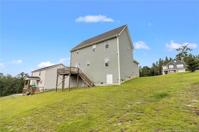 Building Photo - 112 Nairn St