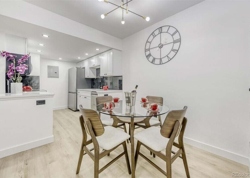 Building Photo - 4400 S Quebec St