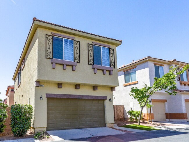 Building Photo - 3 Bedroom And Loft Southwest Gated Communi...