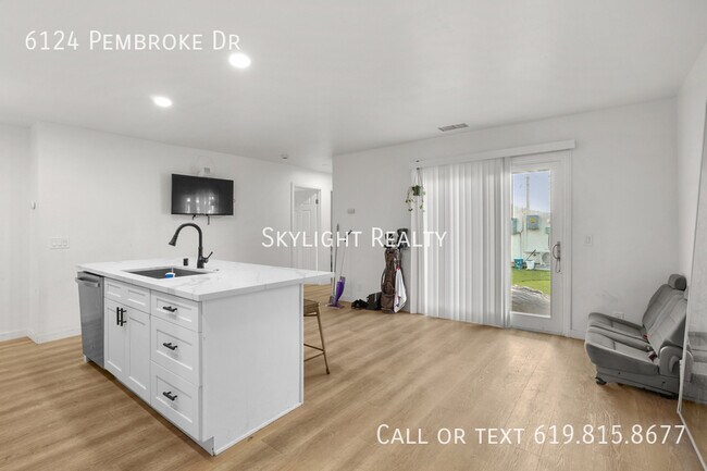 Building Photo - 6124 Pembroke Dr