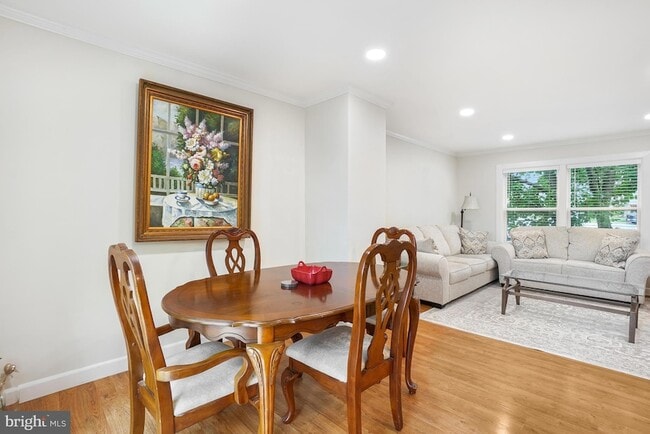 Building Photo - 12911 Walnut View Ct