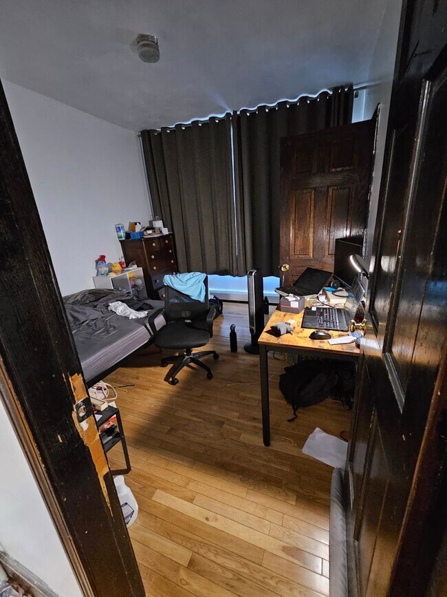 Building Photo - 510 Harvard St