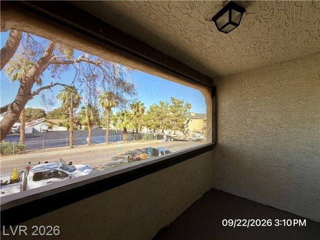 Building Photo - 711 Bass Dr