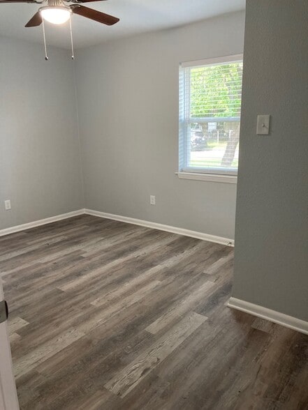 Front Bedroom - 721 Tuskegee St