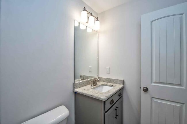Building Photo - 10441 Sockeye Dr