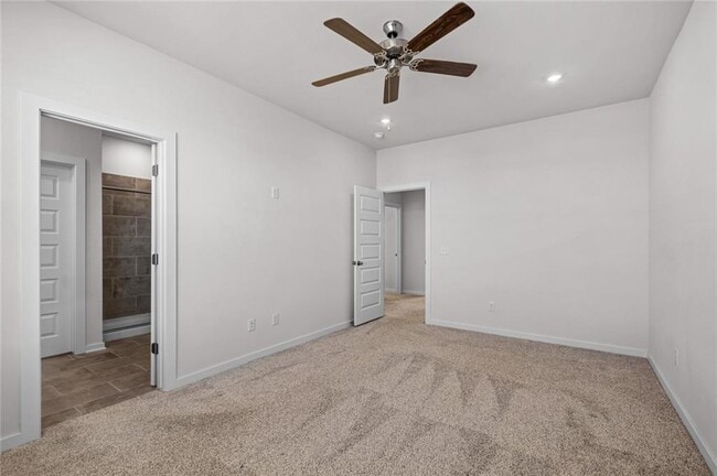 Building Photo - 4790 W Planetree St
