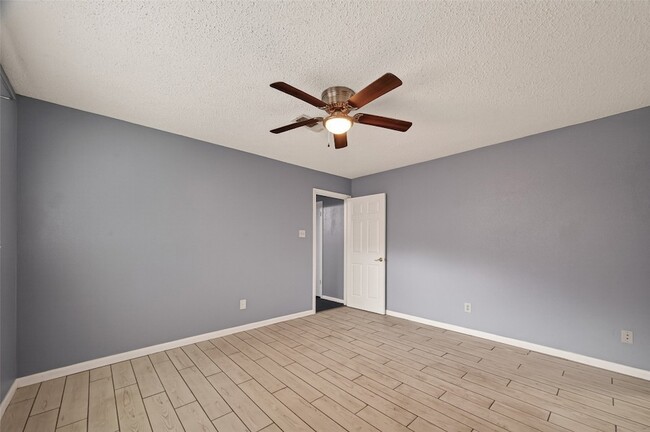 Building Photo - 16219 Rill Ln