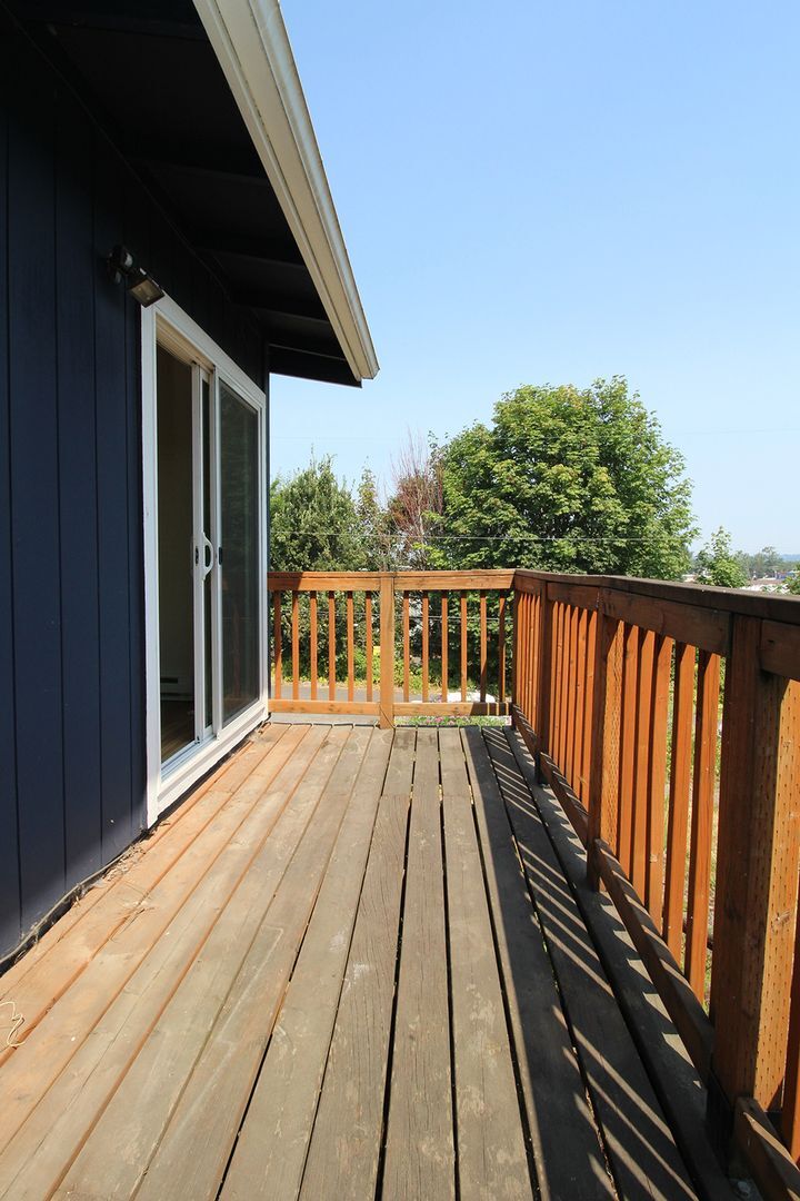 Building Photo - 706-706 N Watts St