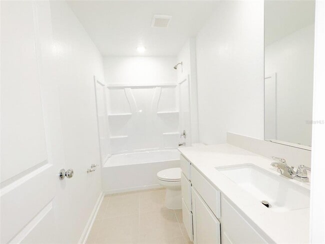 Building Photo - 4802 Katrina Dr