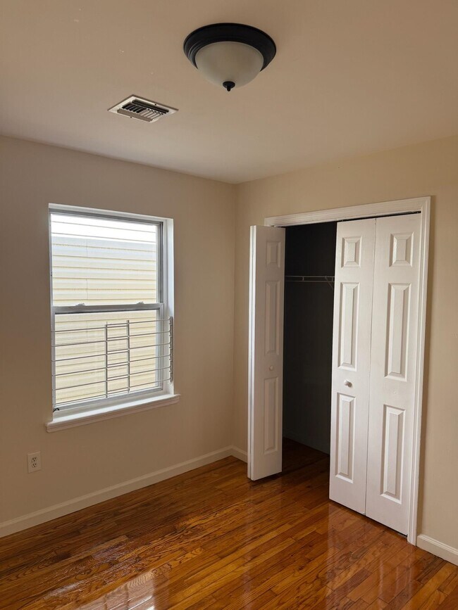 Building Photo - 99 Fulton Ave