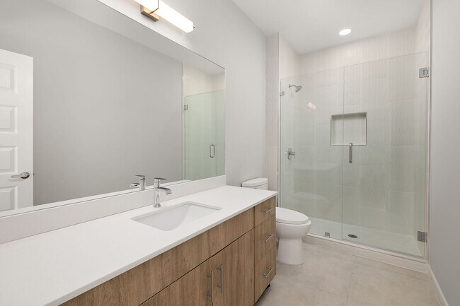Building Photo - 2600 Brownjay Rd