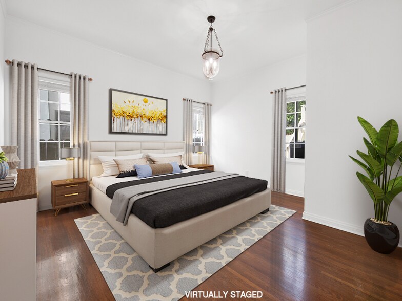 Building Photo - 7467 Hollywood Blvd