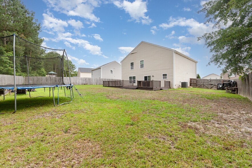 Building Photo - 486 Botanical Ct