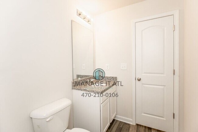 Building Photo - Beautiful 5 Bedroom Home in Jefferson!