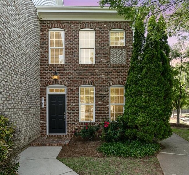 Primary Photo - Beautiful townhome in Ballantyne
