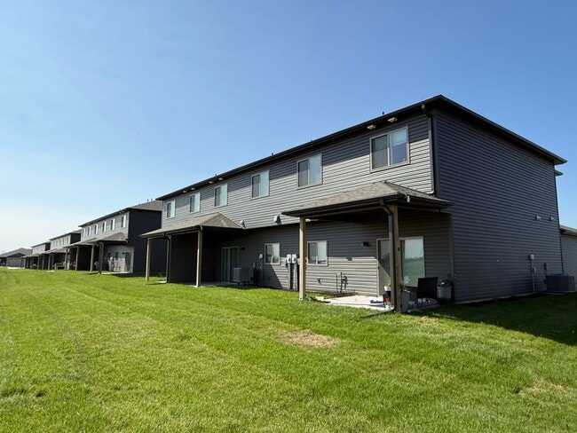 Building Photo - Brand New Spacious 2-Story with 3 bedrooms...
