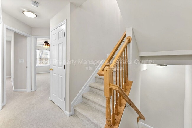 Building Photo - 2920 Barrymore St