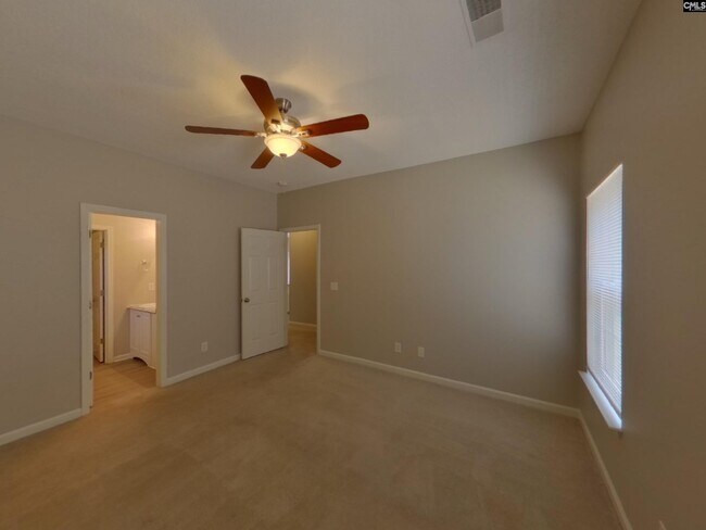 Building Photo - 207 Lockleven Dr