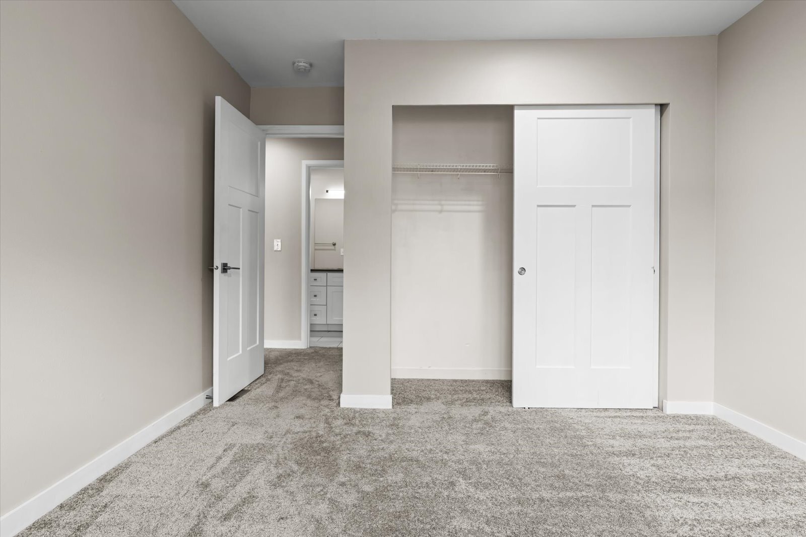 Building Photo - 501 23rd Ave S