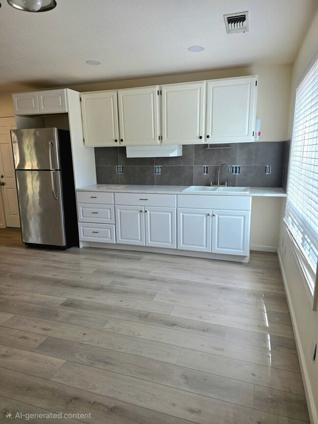 Building Photo - 4BR/3BA with PRIVATE IN-LAW SUITE / SECOND LIVING SET-UP