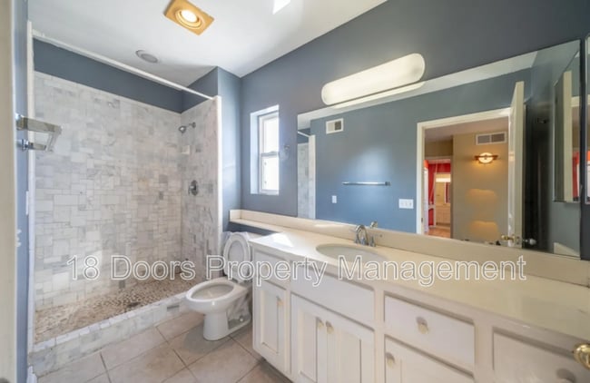 Building Photo - 1352 24th St
