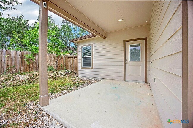 Building Photo - 156 Remington Rd