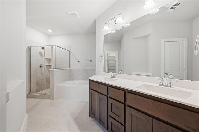 Building Photo - 3916 Trenton Pl