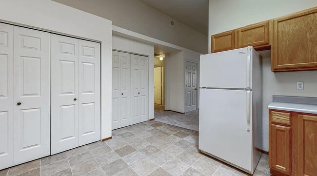 Building Photo - 2093 Tina Ct