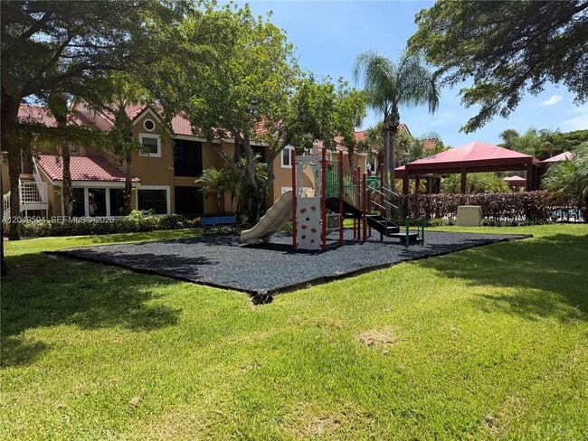 Building Photo - 15560 SW 104th Terrace