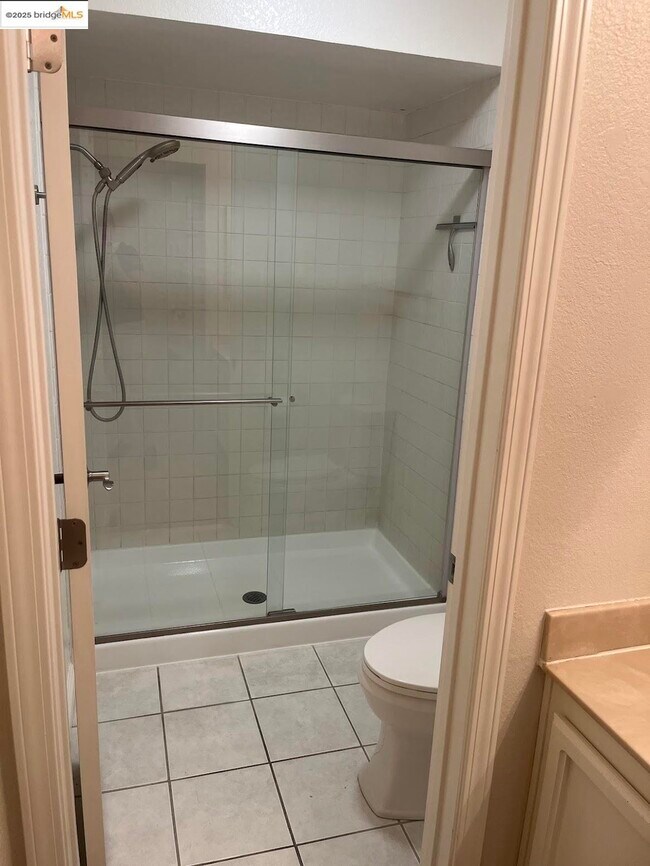 Building Photo - 5789 Cutter Loop