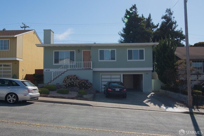 Building Photo - 439 Alhambra Rd