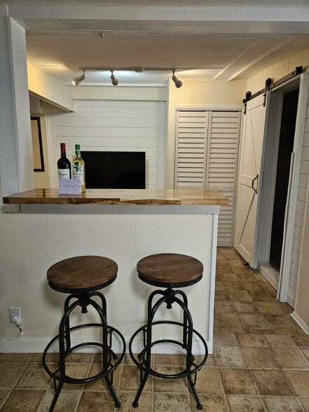 Building Photo - 1730 45th Ave